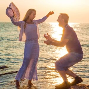 Your guide to getting down on one knee and planning the perfect engagement!
